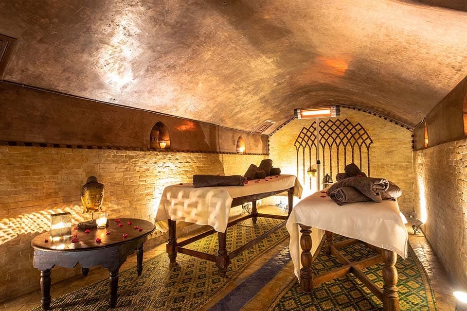 Salle de soins complémentaires du Spa Ayadina